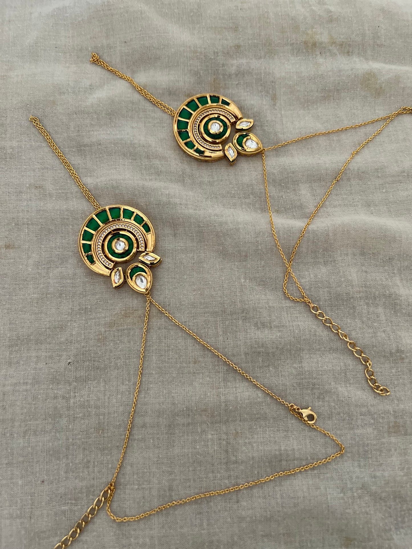 Zarika Rich Gold Finish Kundan Studded Emerald And Blue Enamel Minimal Haathphool Jewellery By Ranibaug