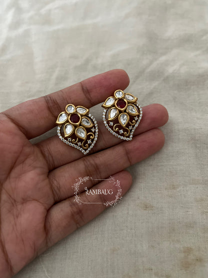 Ziva Stylish Antique Gold Leaf Kundan Floral Motif Ear Studs By Ranibaug